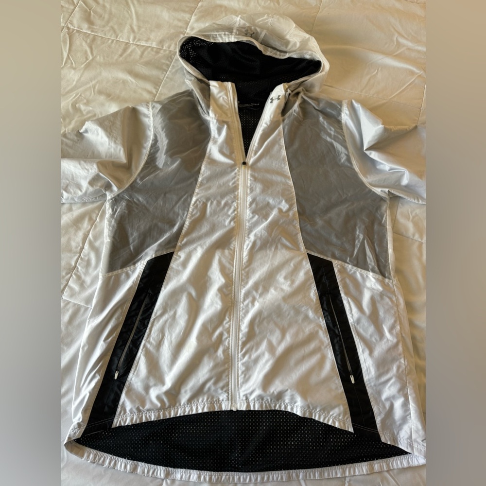 Under armour wind breaker